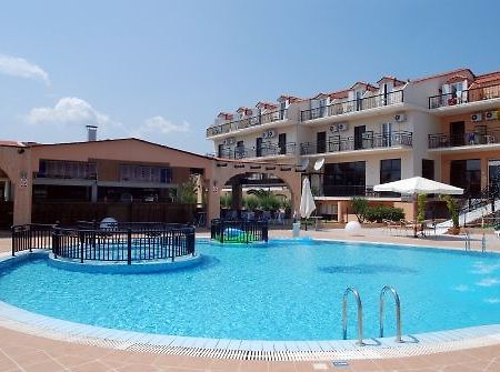 Hotel Alexander Laganas Buitenkant foto