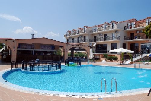 Hotel Alexander Laganas Buitenkant foto